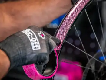 MUC-OFF 21MM TUBELESS JANT BANDI - 2